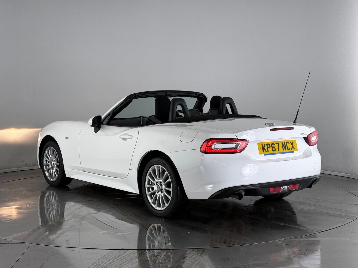 Used Fiat 124 Spider 2017 for sale - 76484796: Photo 4