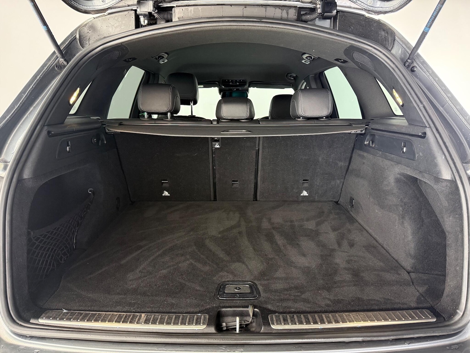 Used Mercedes-Benz GLC 2018 for sale - 77525220: Photo 10