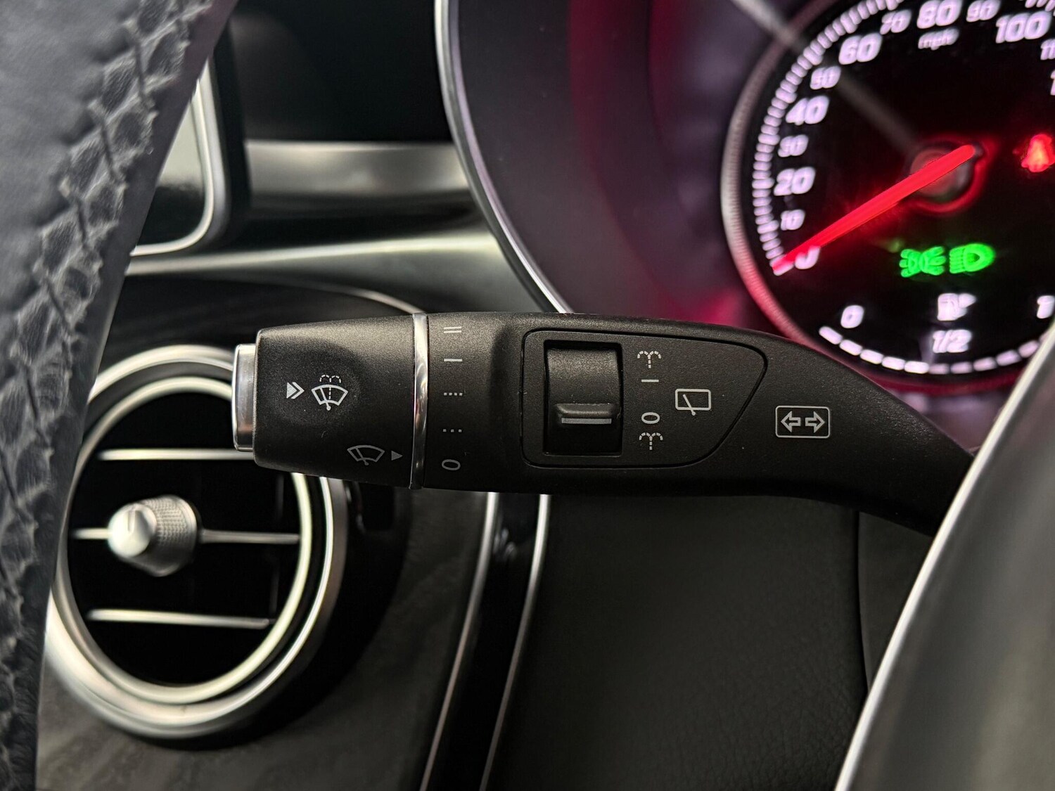 Used Mercedes-Benz GLC 2018 for sale - 77525220: Photo 22