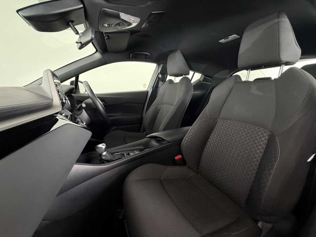Used Toyota C-HR 2022 for sale - 76061887: Photo 18