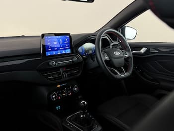 Used Ford Focus 2021 for sale - 79602435: Photo