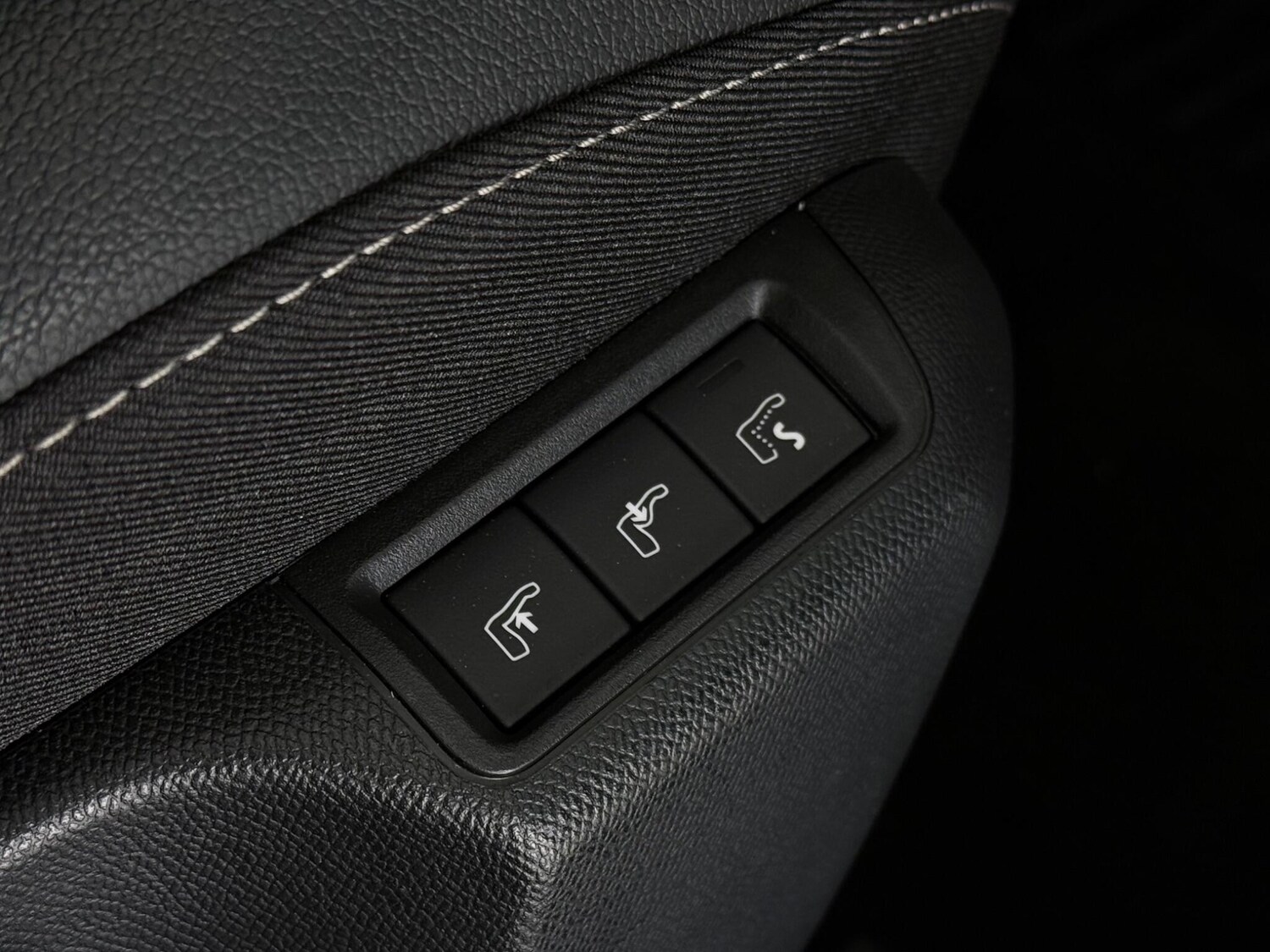 Used Vauxhall Mokka 2022 for sale - 77412480: Photo 13