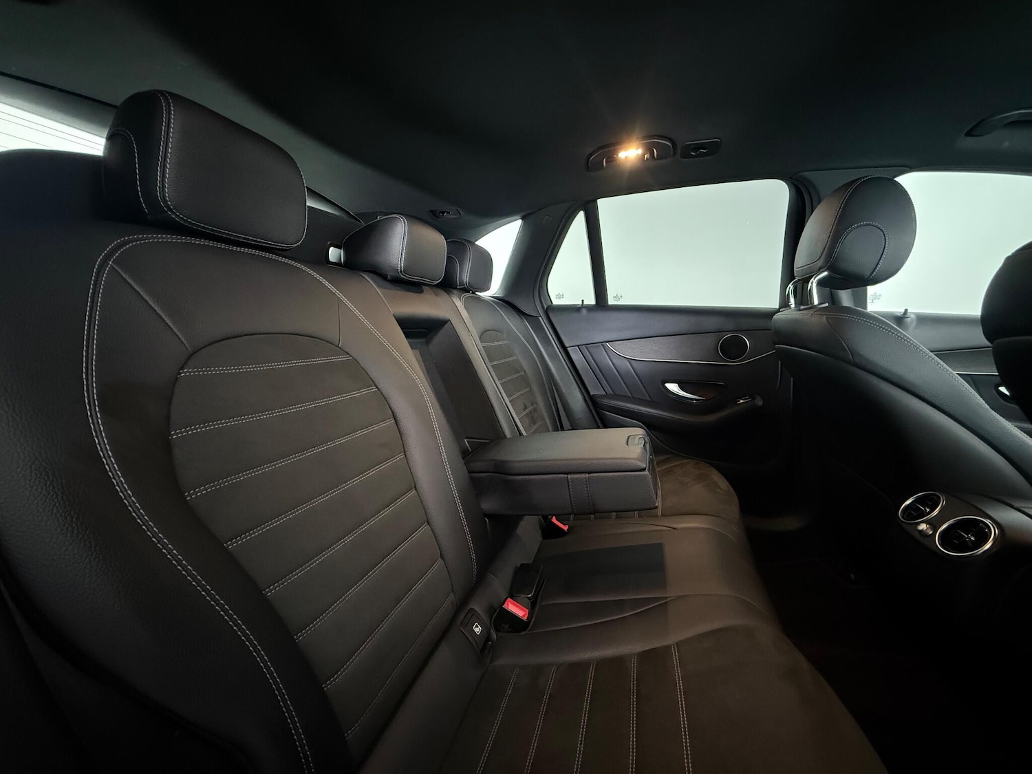 Used Mercedes-Benz GLC 2019 for sale - 78063172: Photo 16