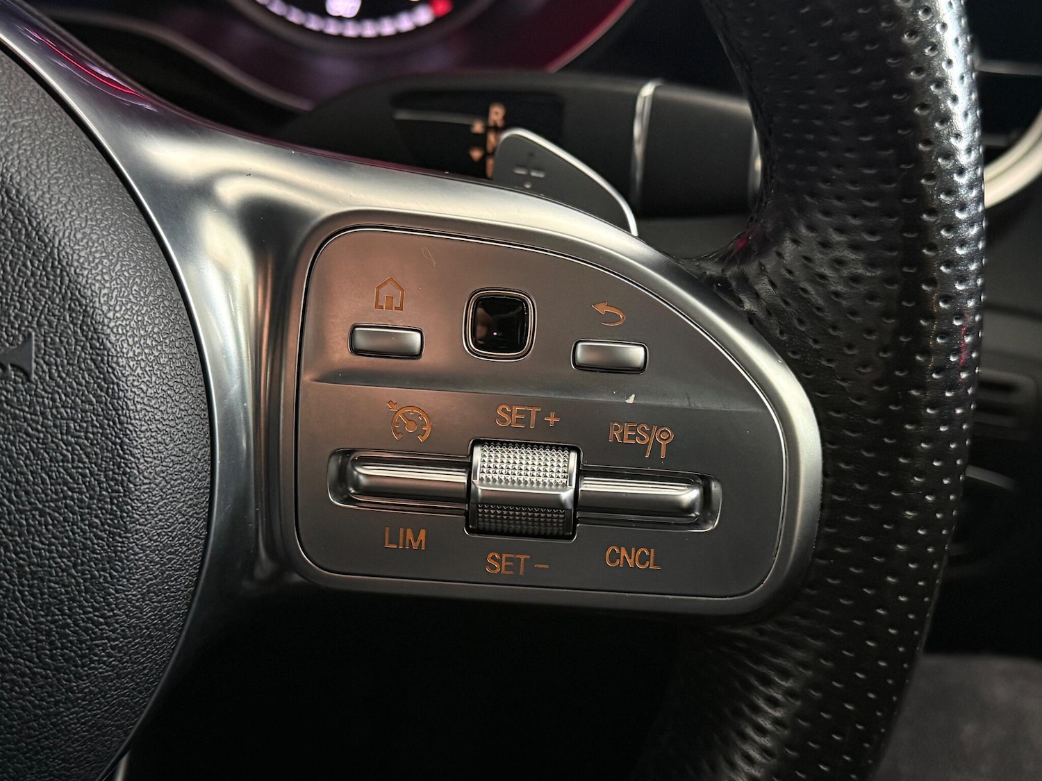 Used Mercedes-Benz GLC 2019 for sale - 78063172: Photo 21