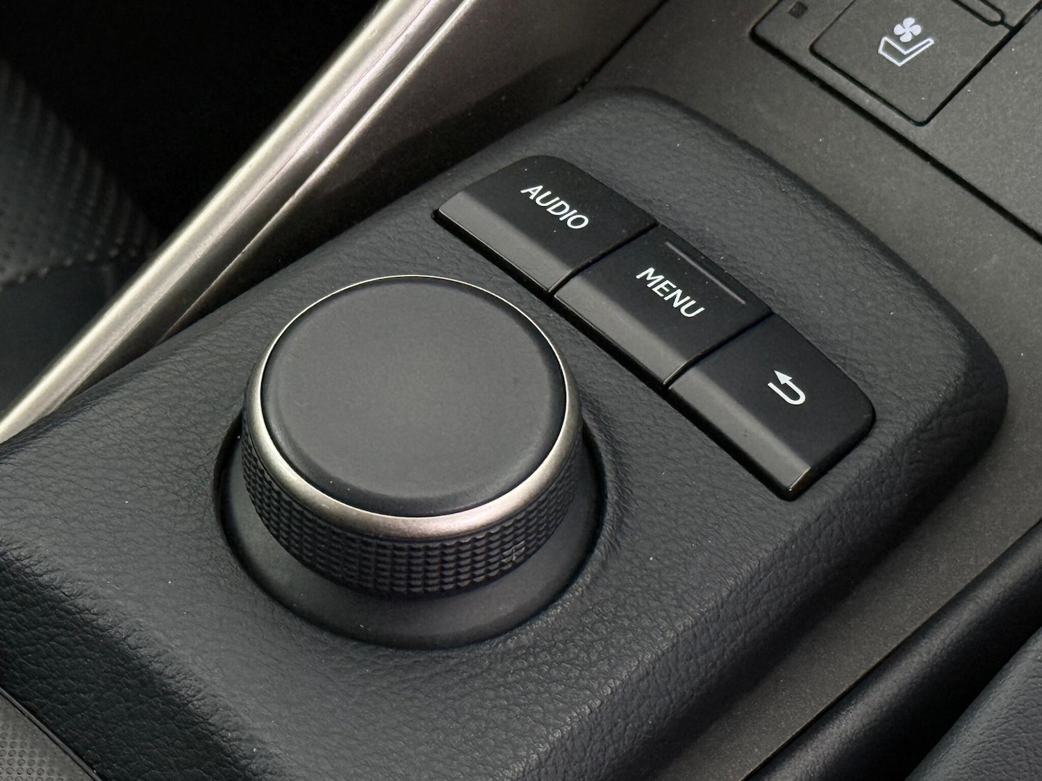 Used Lexus IS 2016 for sale - 77222435: Photo 35