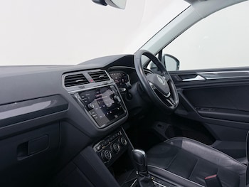 Used Volkswagen Tiguan 2020 for sale - 78602143: Photo