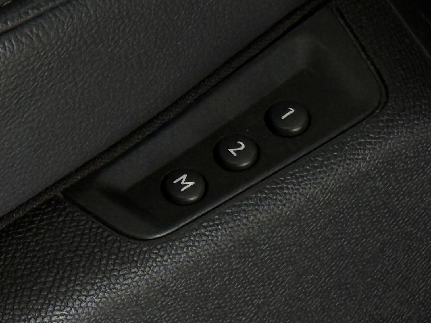 Used DS Automobiles DS 7 Crossback 2022 for sale - 77456651: Photo 14