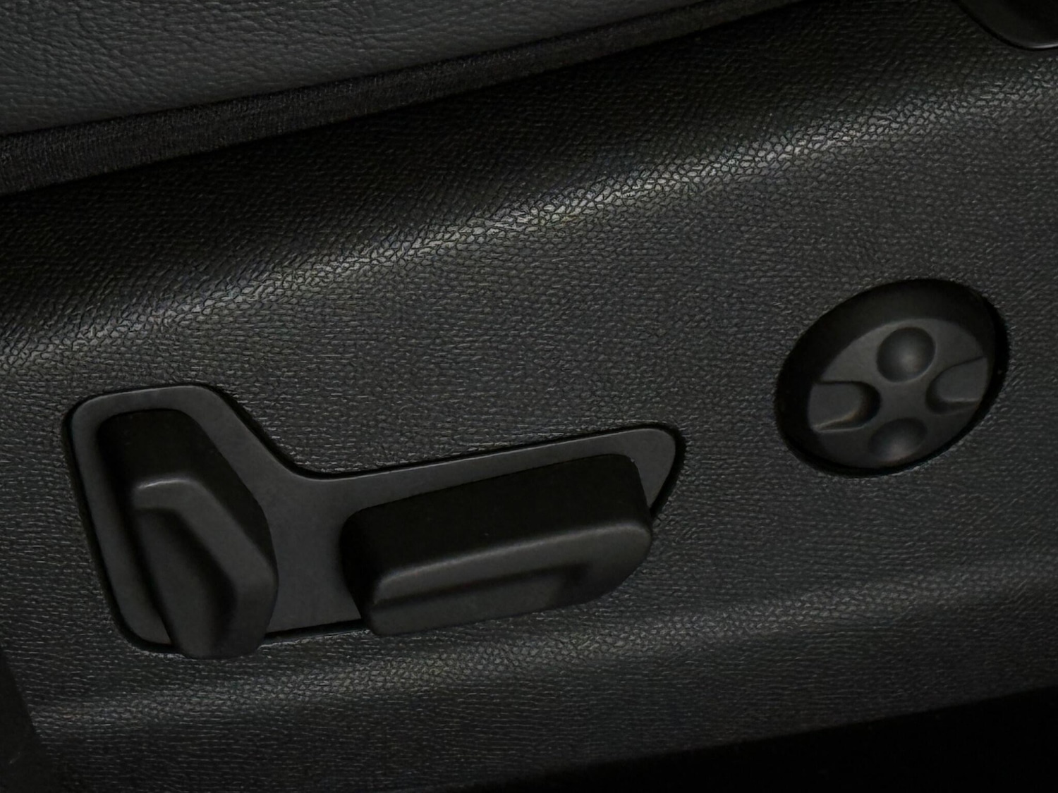 Used DS Automobiles DS 7 Crossback 2022 for sale - 77456651: Photo 15