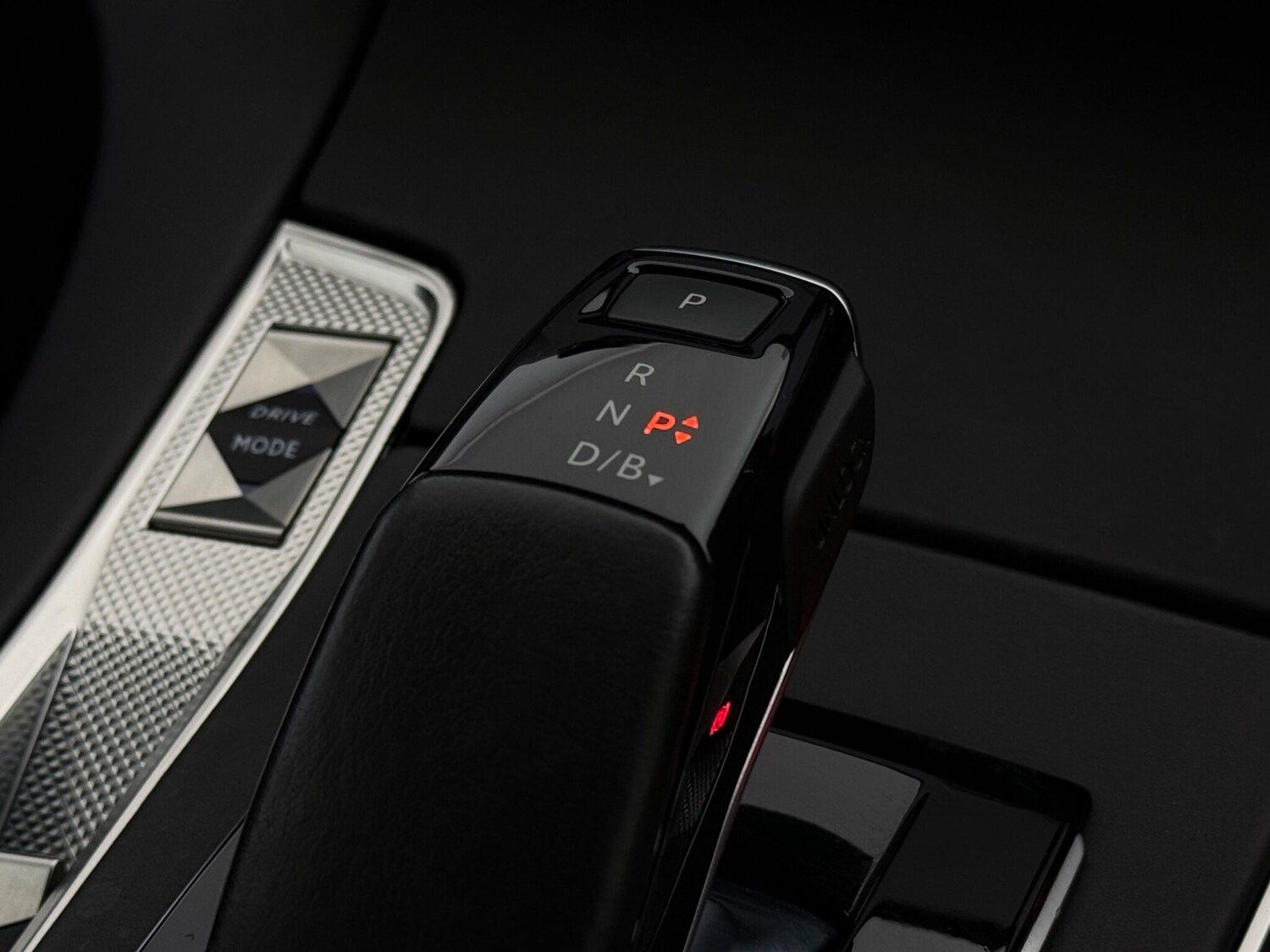 Used DS Automobiles DS 7 Crossback 2022 for sale - 77456651: Photo 33