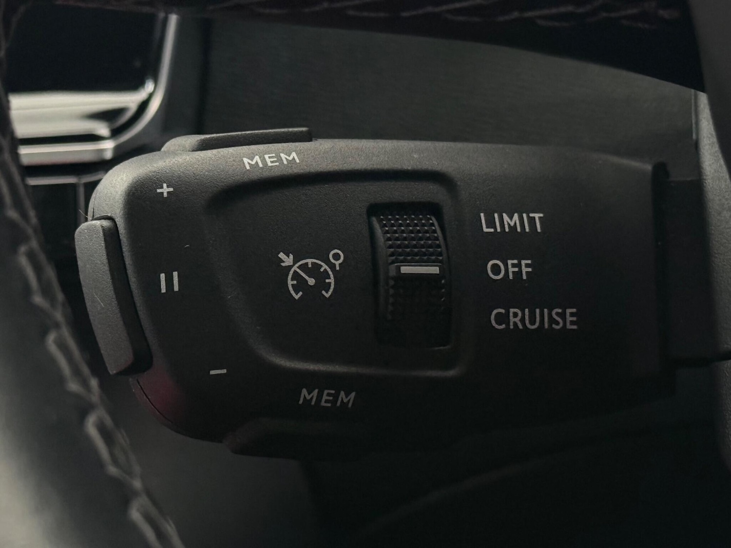 Used DS Automobiles DS 7 Crossback 2022 for sale - 77456651: Photo 35