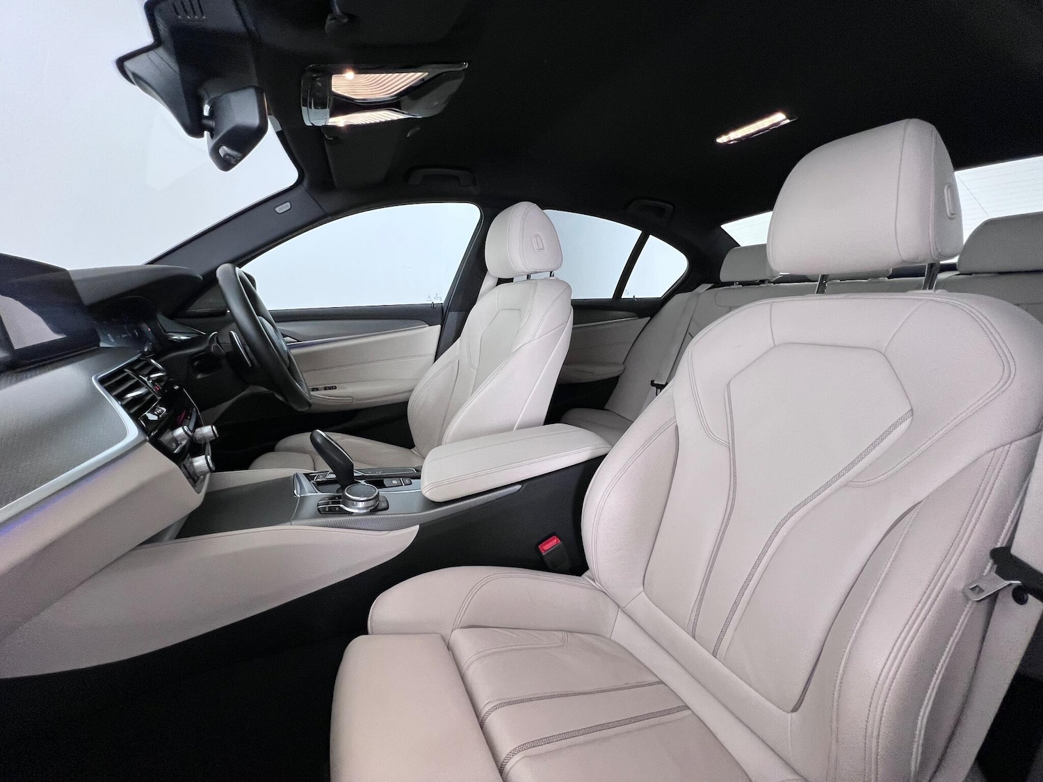 Used BMW 5 Series 2018 for sale - 76585572: Photo 15