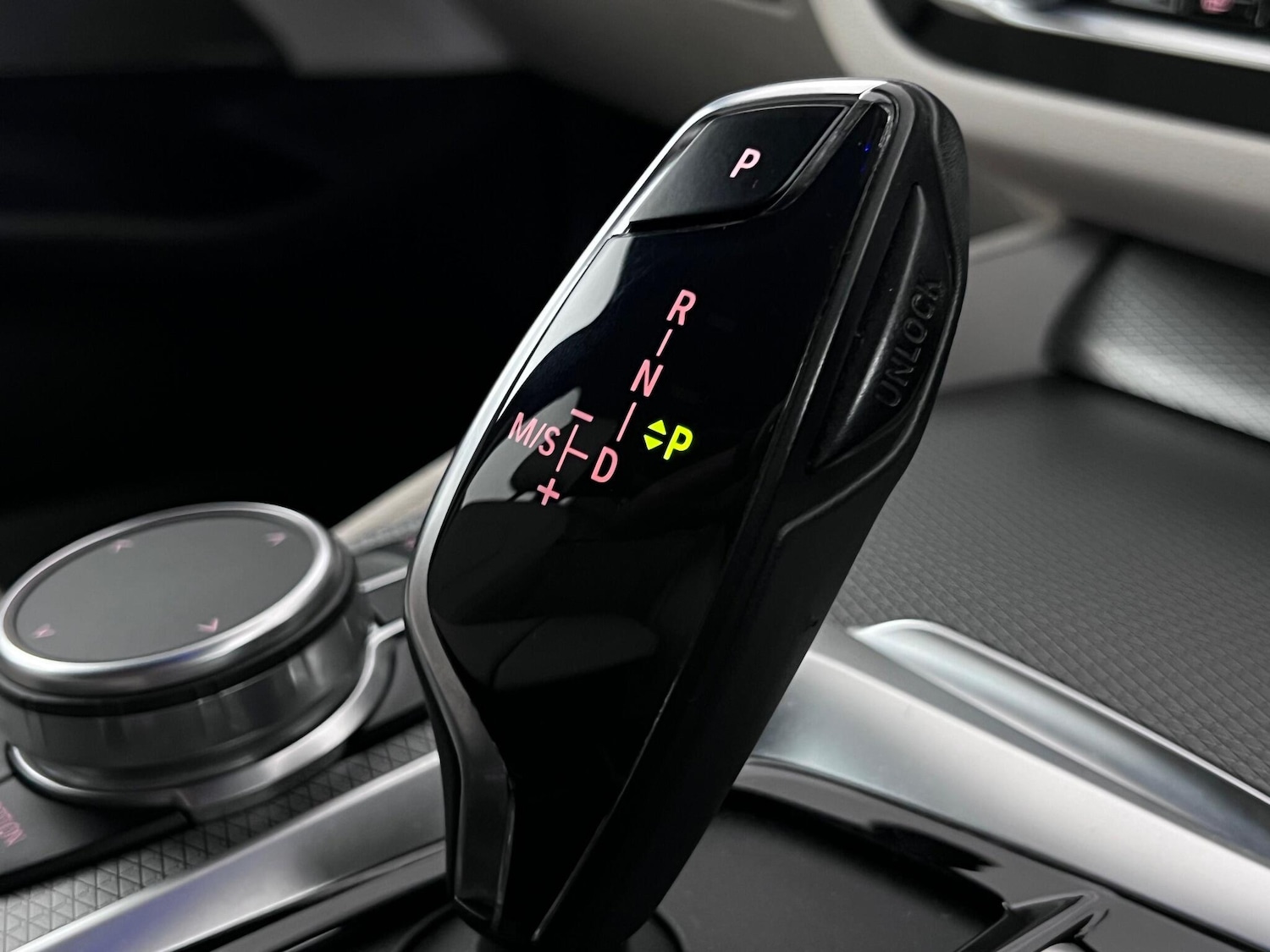 Used BMW 5 Series 2018 for sale - 76585572: Photo 41