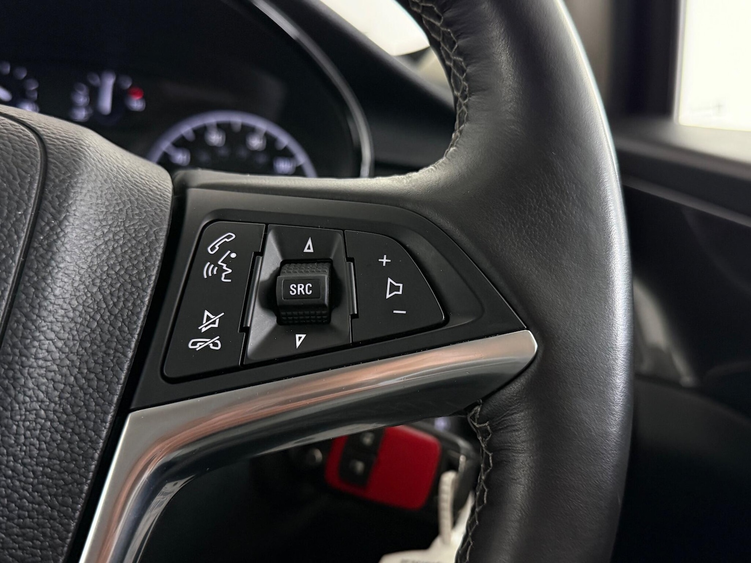 Used Vauxhall Mokka X 2018 for sale - 77260084: Photo 19