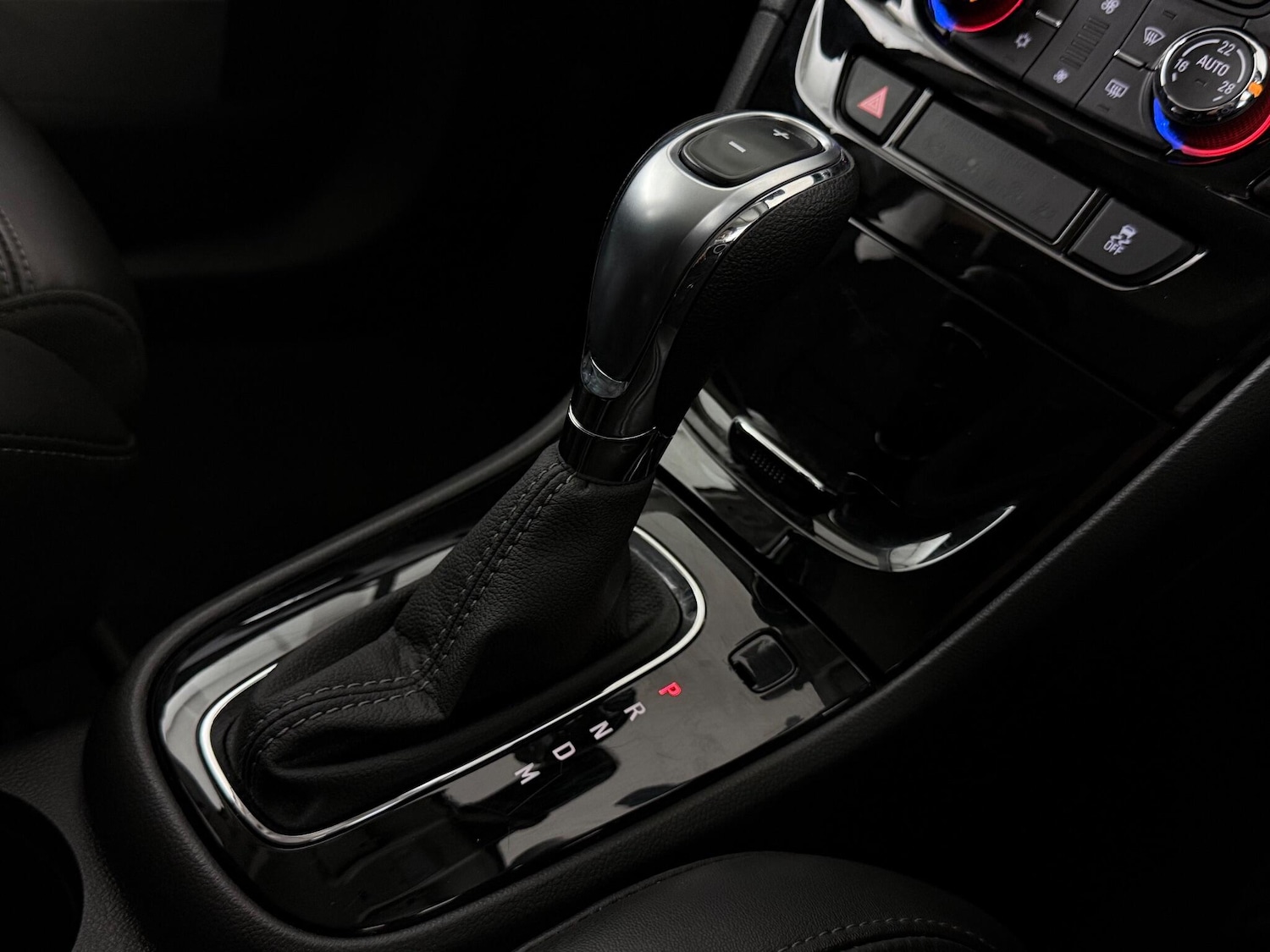 Used Vauxhall Mokka X 2018 for sale - 77260084: Photo 28