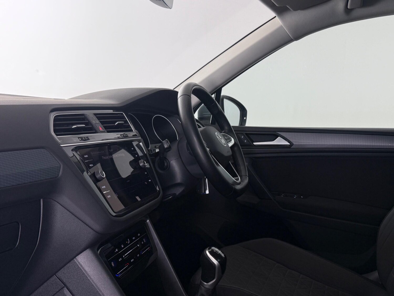 Used Volkswagen Tiguan 2021 for sale - 77371814: Photo 15