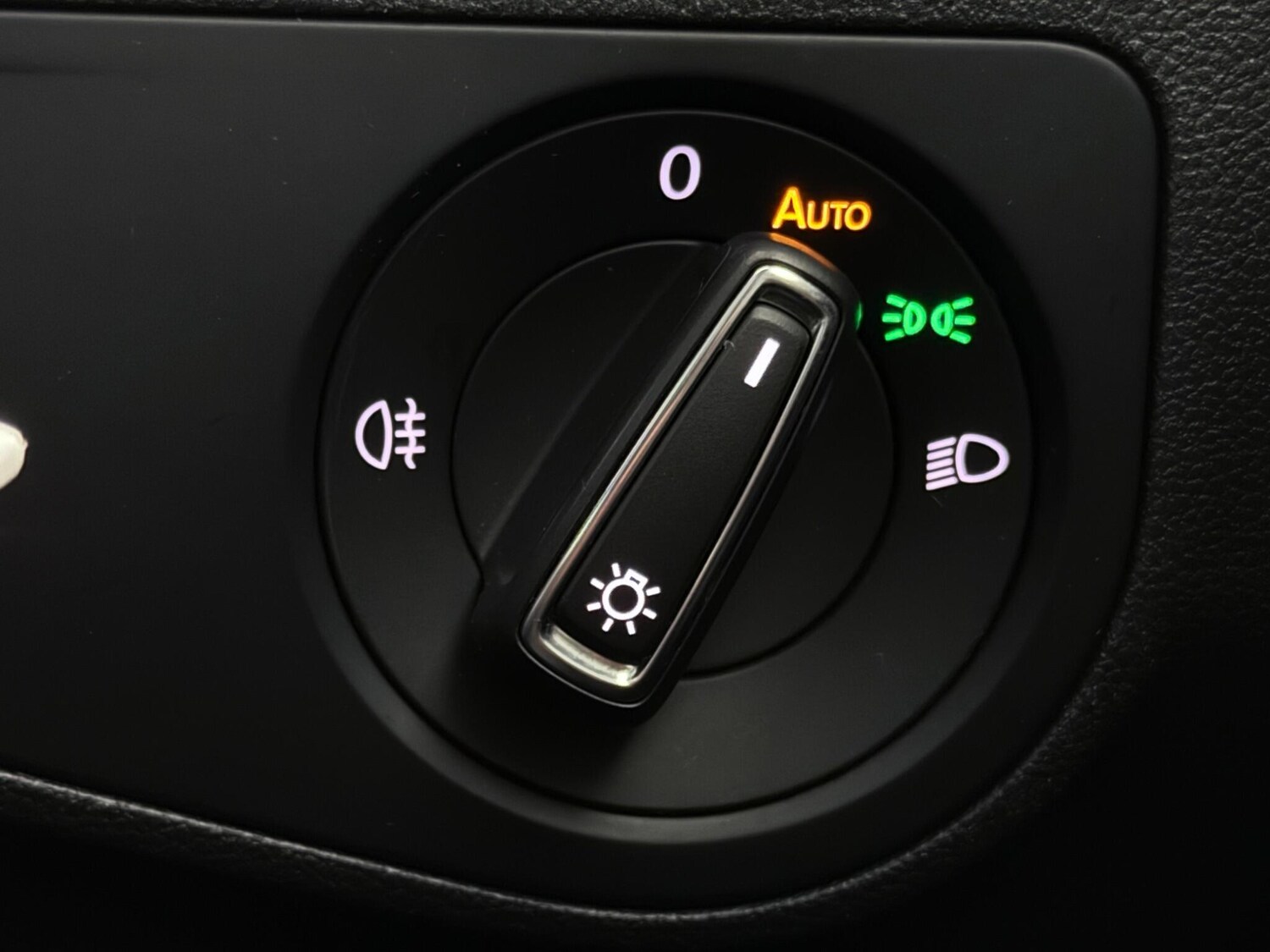 Used Volkswagen Tiguan 2021 for sale - 77371814: Photo 35