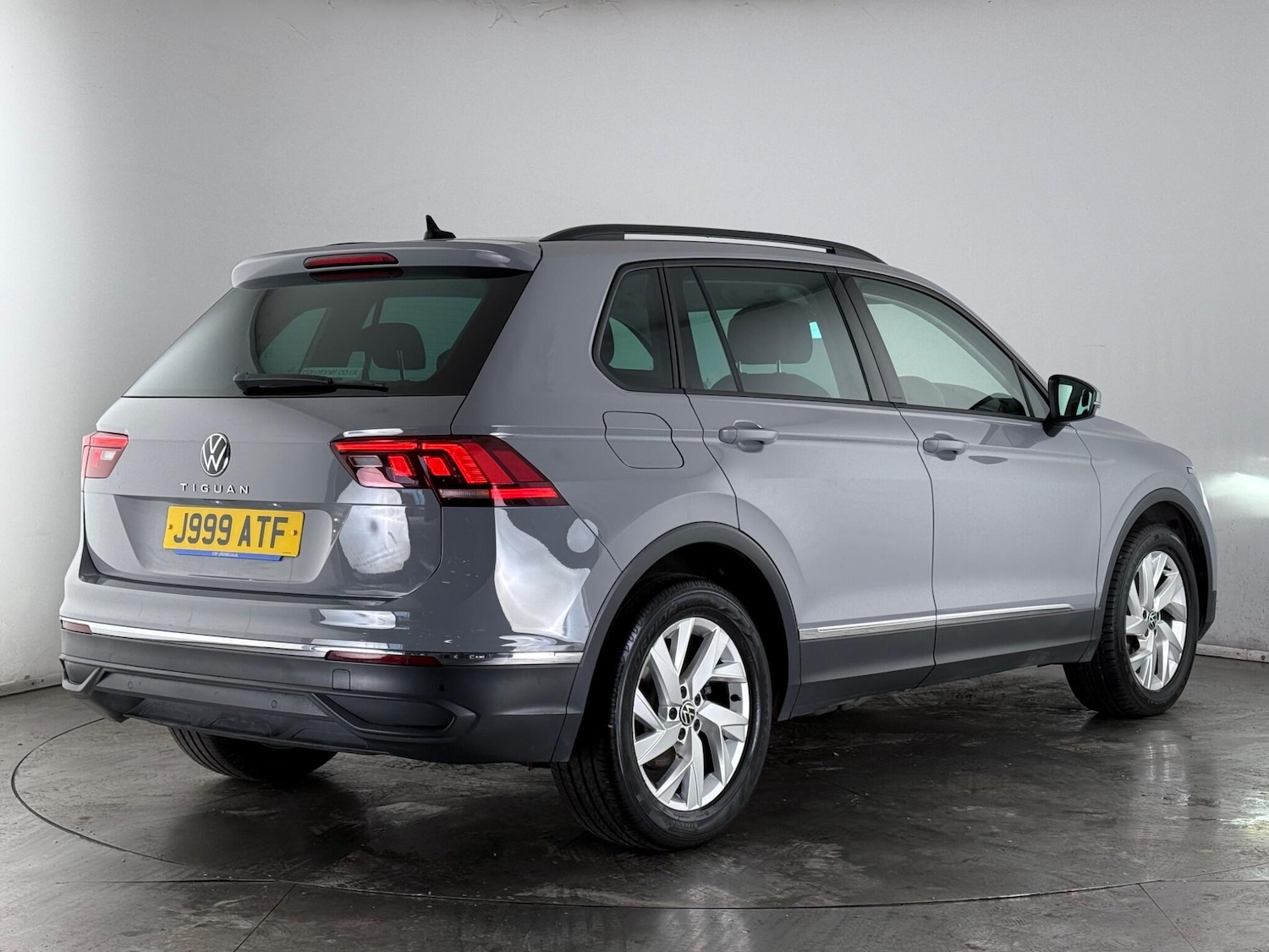 Used Volkswagen Tiguan 2021 for sale - 77371814: Photo 6