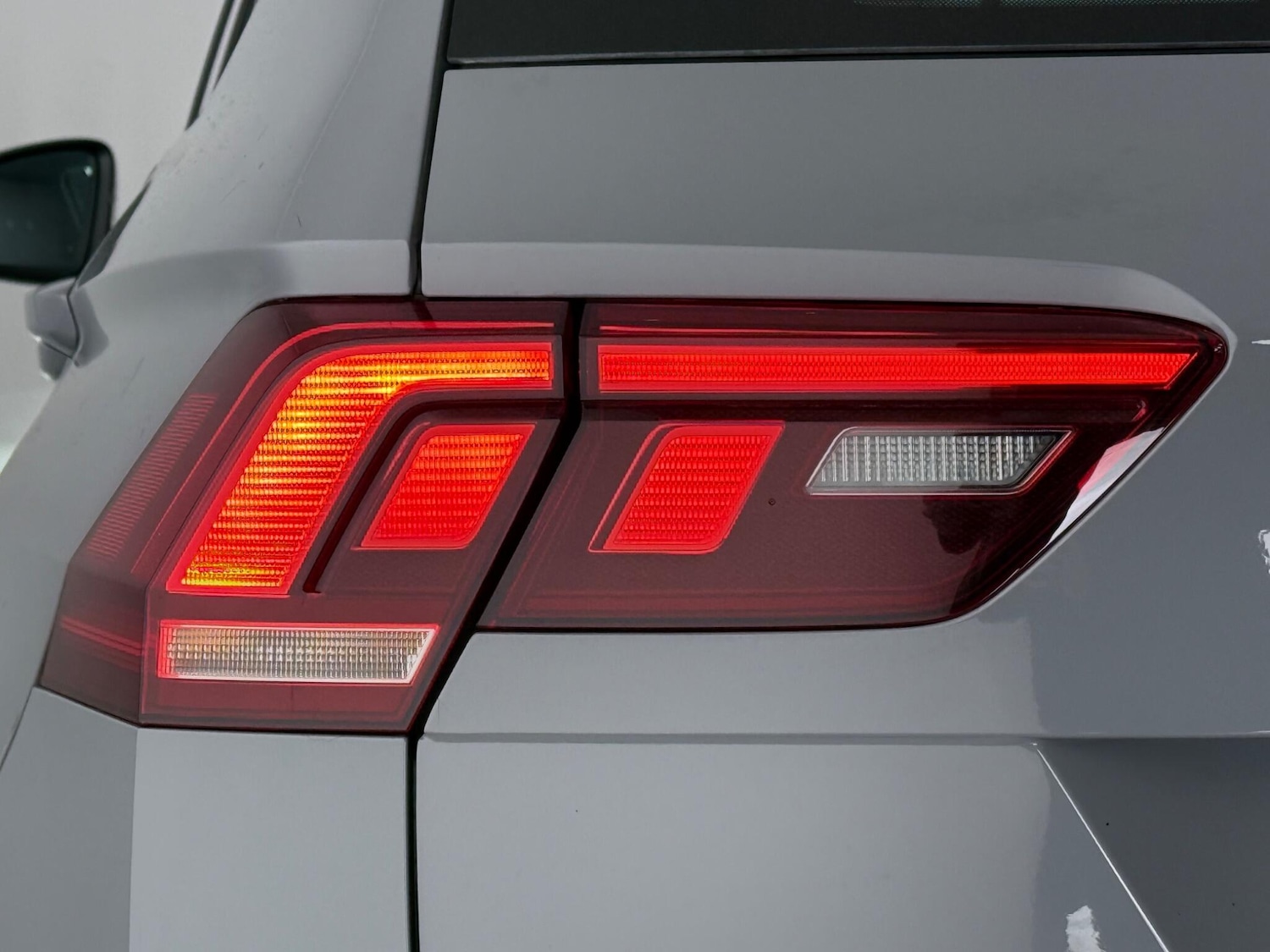 Used Volkswagen Tiguan 2021 for sale - 77371814: Photo 8