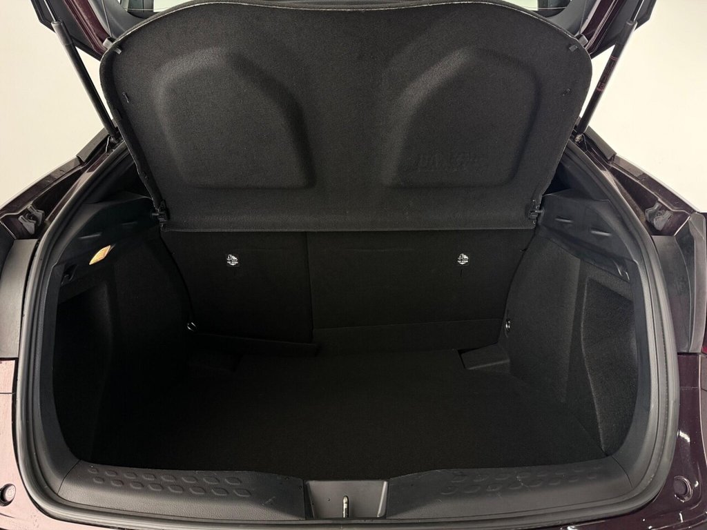 Used Toyota C-HR 2023 for sale - 76185292: Photo 11
