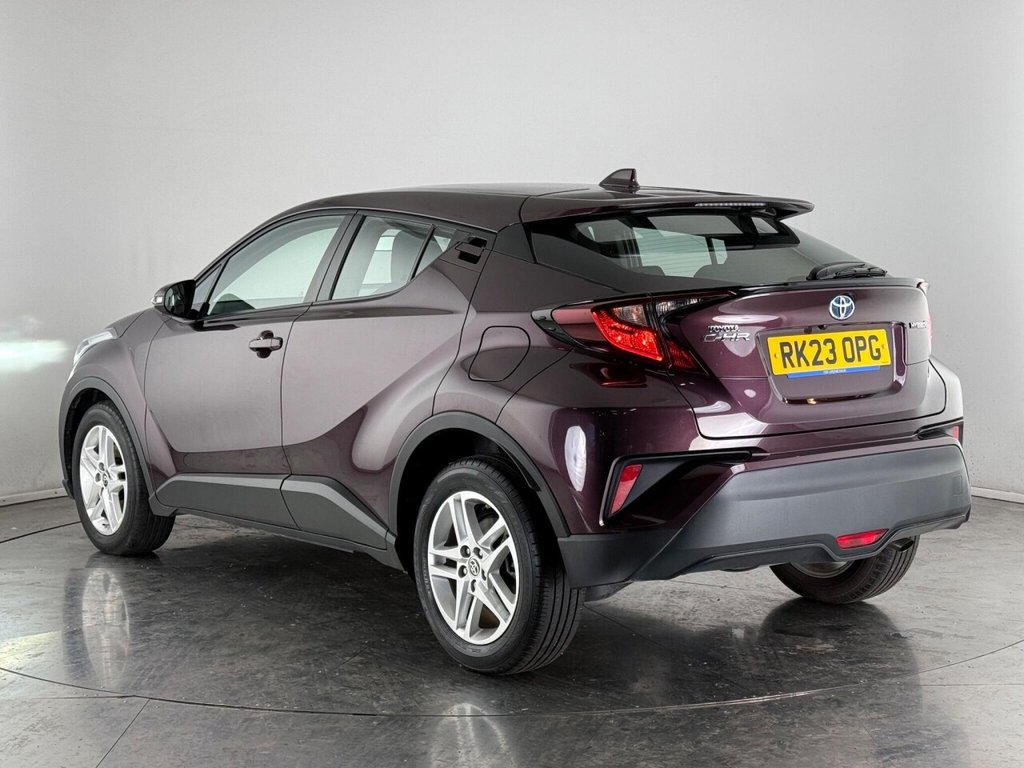 Used Toyota C-HR 2023 for sale - 76185292: Photo 4