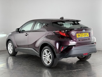 Used Toyota C-HR 2023 for sale - 76185292: Photo 4