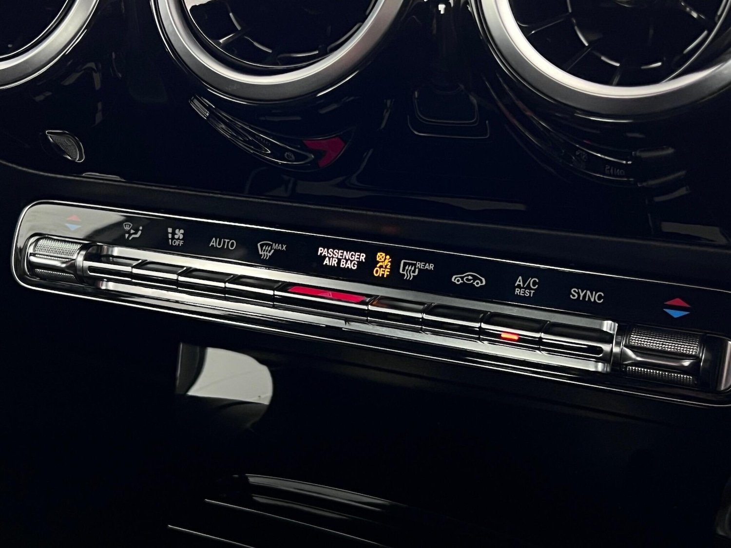 Used Mercedes-Benz A-Class 2018 for sale - 77222252: Photo 30