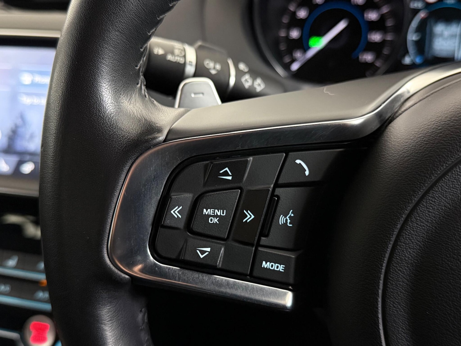 Used Jaguar XE 2019 for sale - 77183022: Photo 18