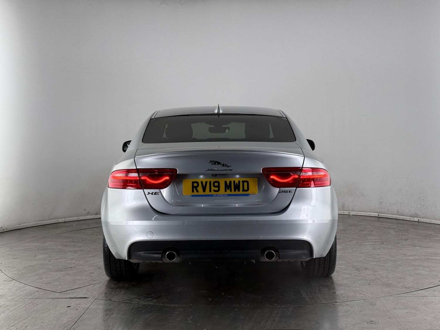 Used Jaguar XE 2019 for sale - 77183022: Photo 7