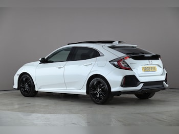 Used Honda Civic 2018 for sale - 77958650: Photo