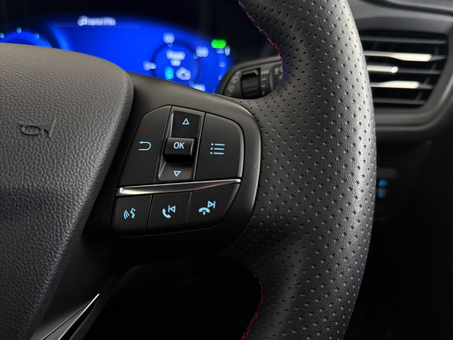 Used Ford Kuga 2022 for sale - 76467076: Photo 32