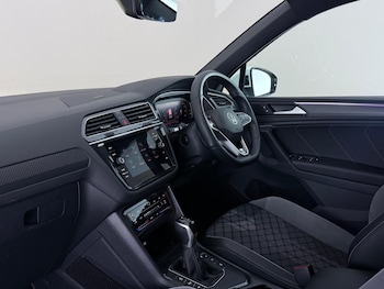 Used Volkswagen Tiguan 2021 for sale - 78662801: Photo