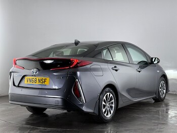 Used Toyota Prius 2018 for sale - 77259490: Photo
