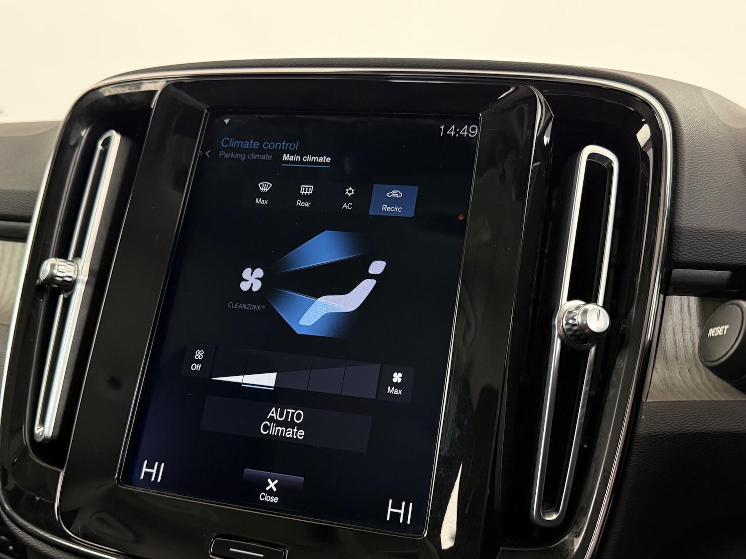 Used Volvo XC40 2020 for sale - 77222652: Photo 30