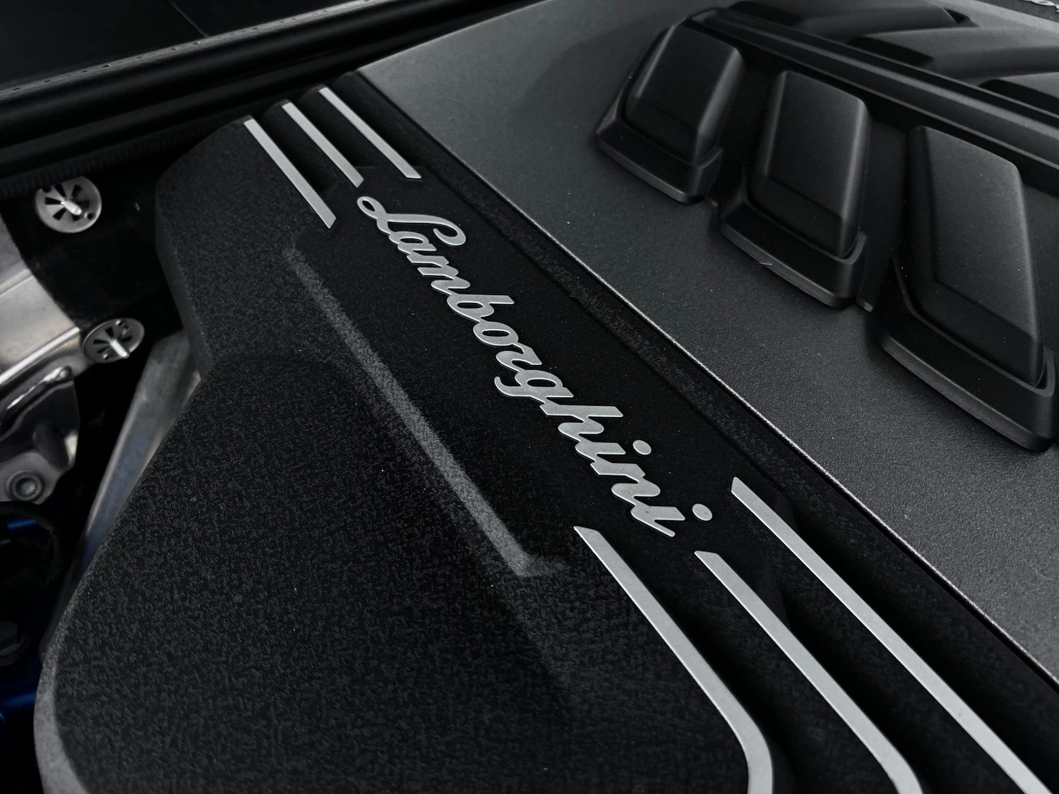 Used Lamborghini Urus 2020 for sale - 76466850: Photo 24