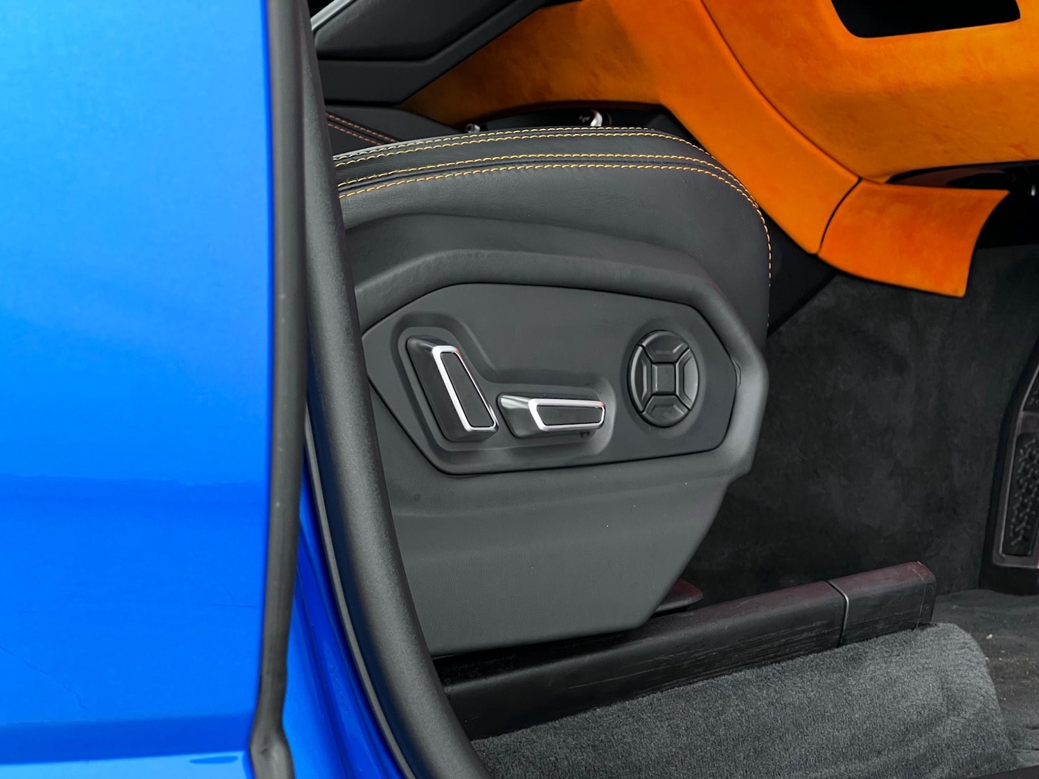 Used Lamborghini Urus 2020 for sale - 76466850: Photo 39