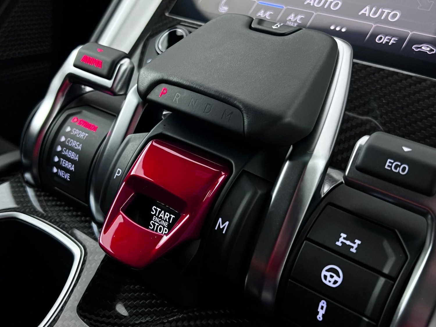 Used Lamborghini Urus 2020 for sale - 76466850: Photo 76