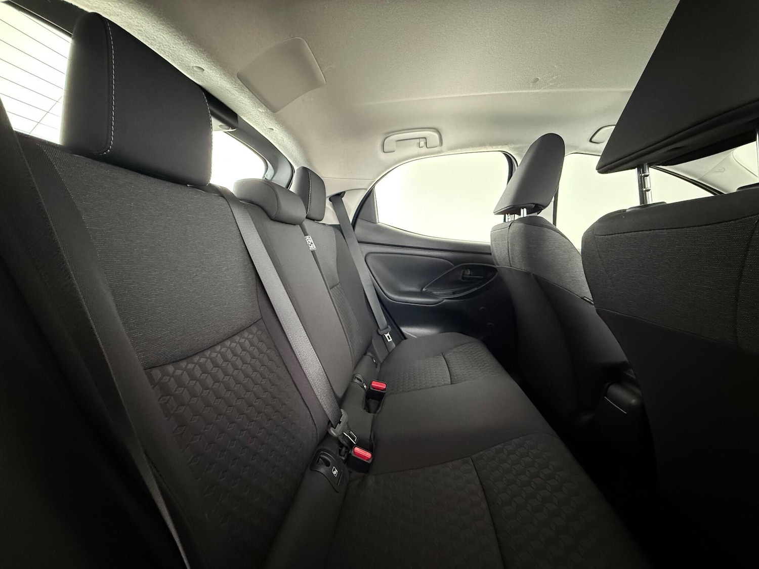 Used Toyota Yaris 2022 for sale - 77260512: Photo 15