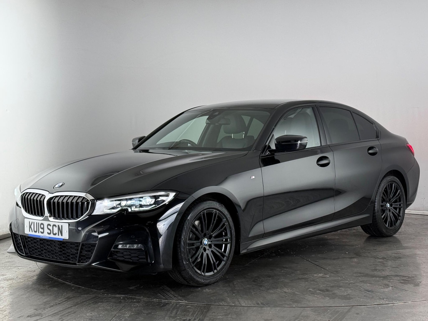 Used BMW 3 Series 2019 for sale - 78132065: Photo 3