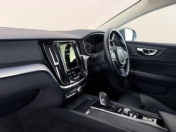 Used Volvo V60 2021 for sale - 79292838: Photo