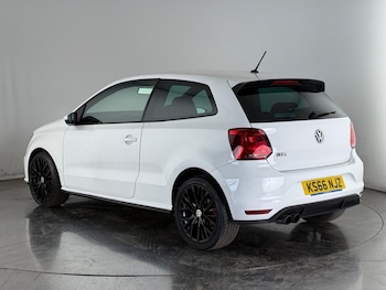Used Volkswagen Polo 2016 for sale - 74954692: Photo