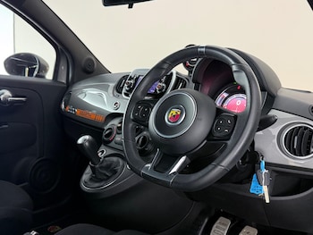 Used Abarth 595 2018 for sale - 79374750: Photo