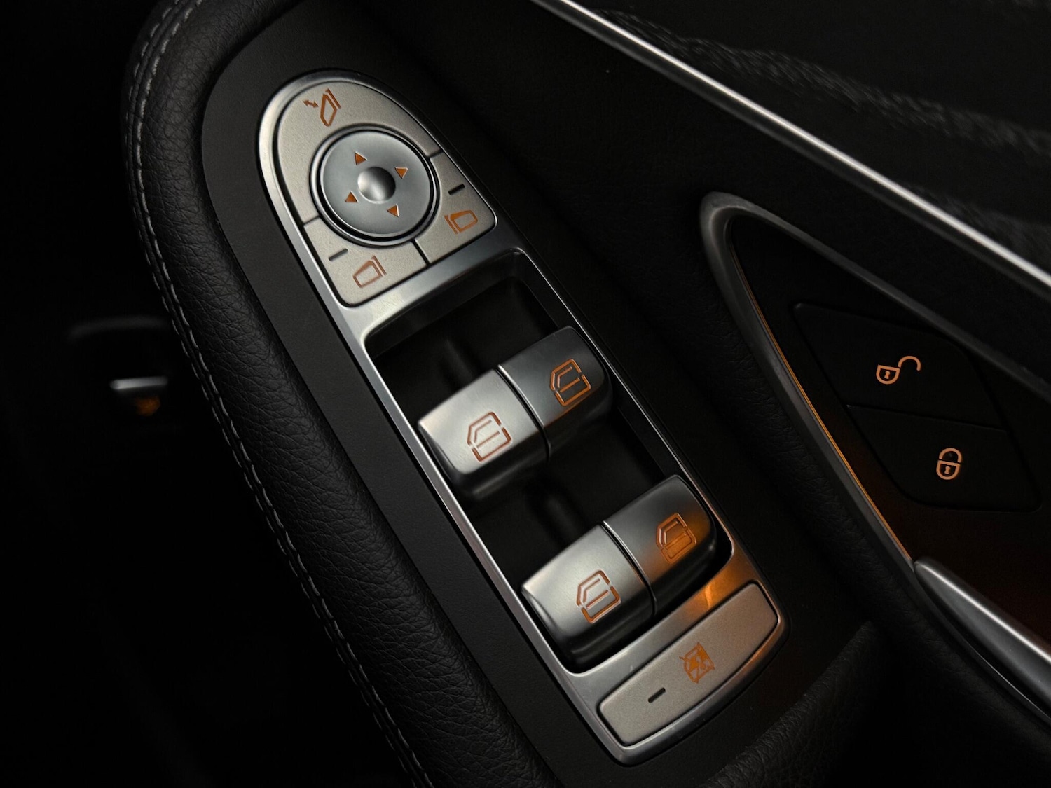 Used Mercedes-Benz GLC 2017 for sale - 77260446: Photo 18