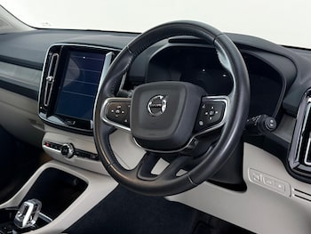 Used Volvo XC40 2020 for sale - 79489987: Photo