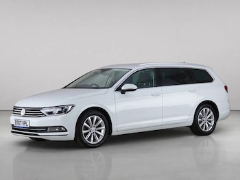 Used Volkswagen Passat 2017 for sale - 79034631: Photo
