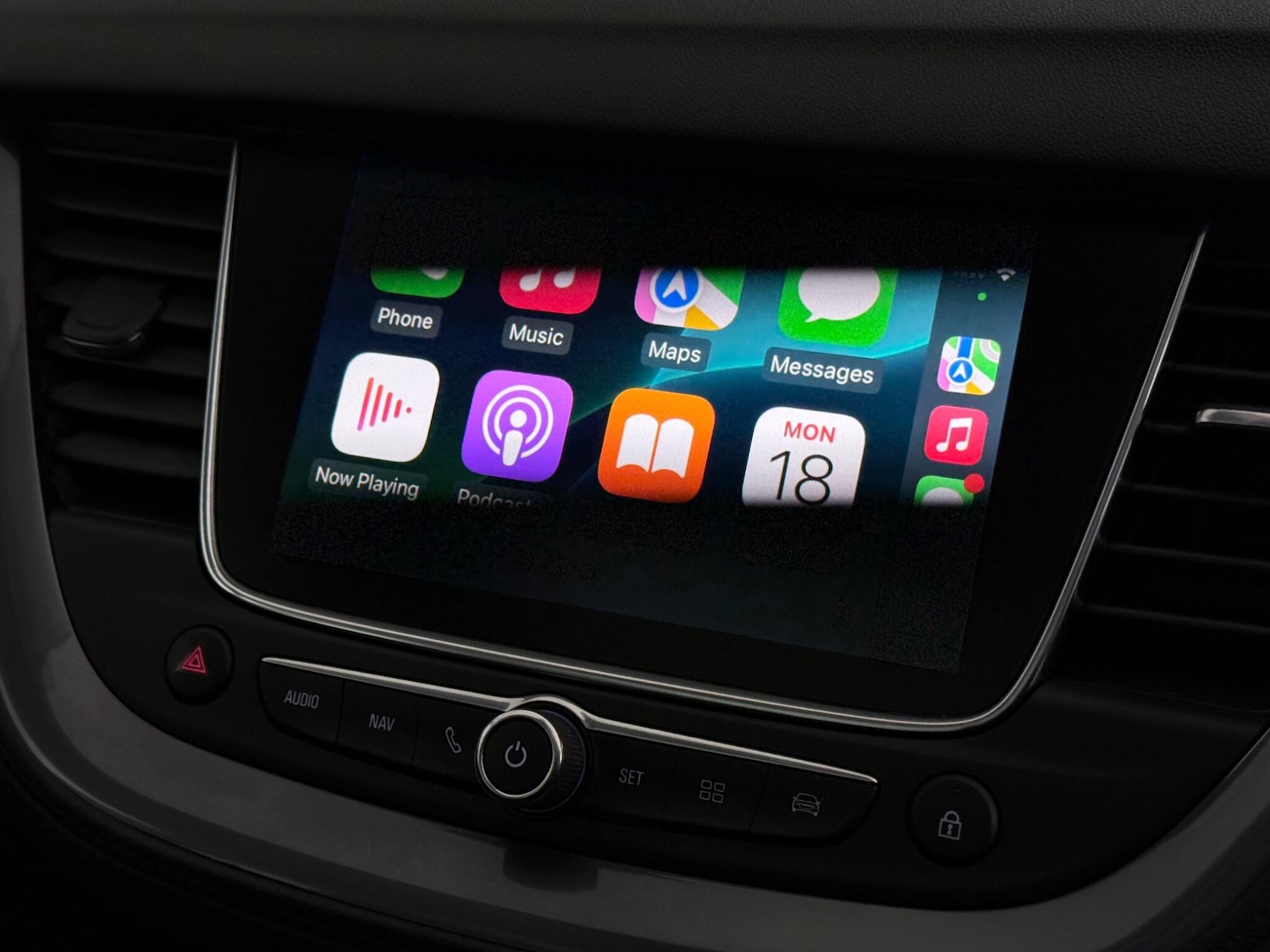 Used Vauxhall Grandland X 2018 for sale - 77183049: Photo 32