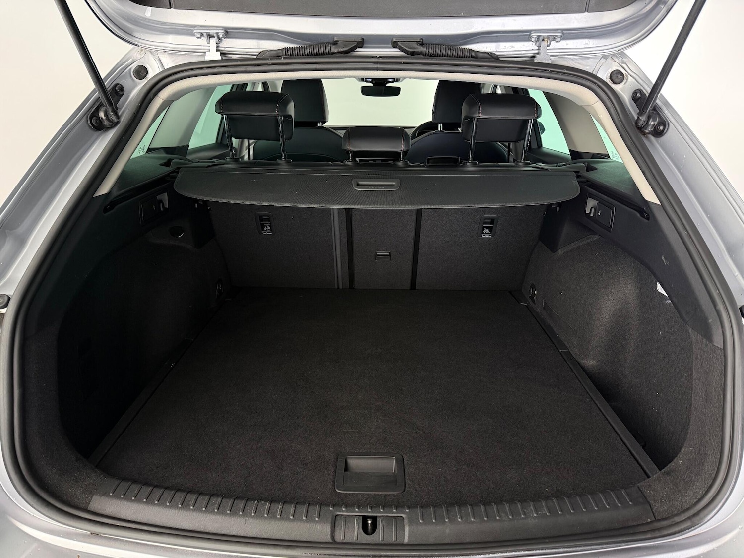 Used Toyota C-HR 2018 for sale - 77259505: Photo 10