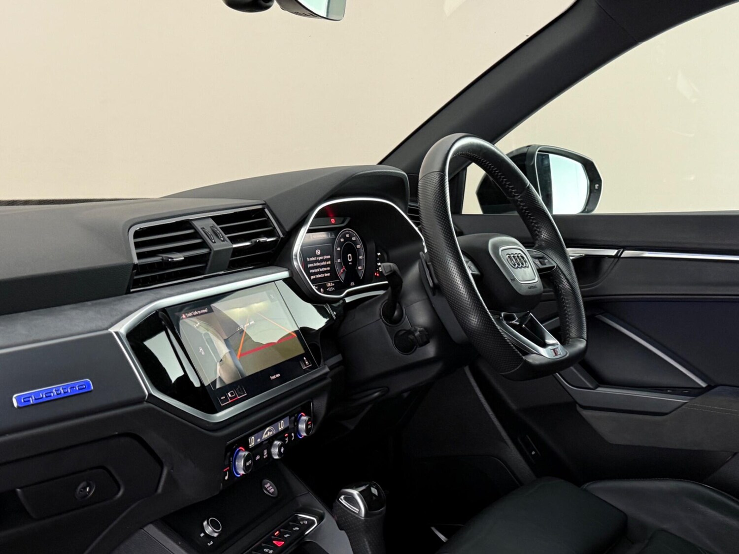 Used Audi Q3 2020 for sale - 78157934: Photo 13