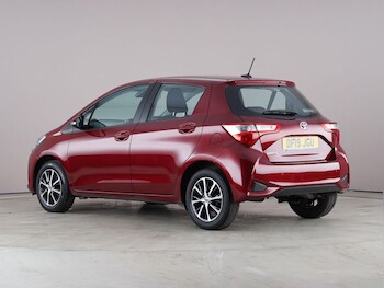 Used Toyota Yaris 2019 for sale - 78384881: Photo