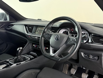 Used Vauxhall Insignia 2019 for sale - 79304424: Photo
