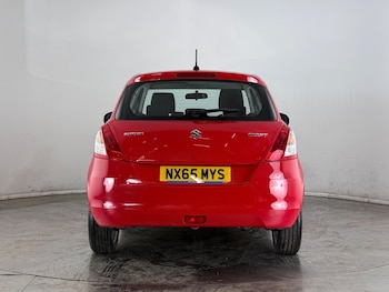 Used Suzuki Swift 2015 for sale - 77926318: Photo